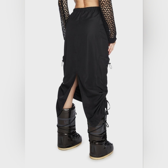 Long black nylon skirt with ruching - Picture 2 of 6